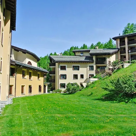 Apartment Apartment Residenza Chesa Margun 33-2 By Interhome *