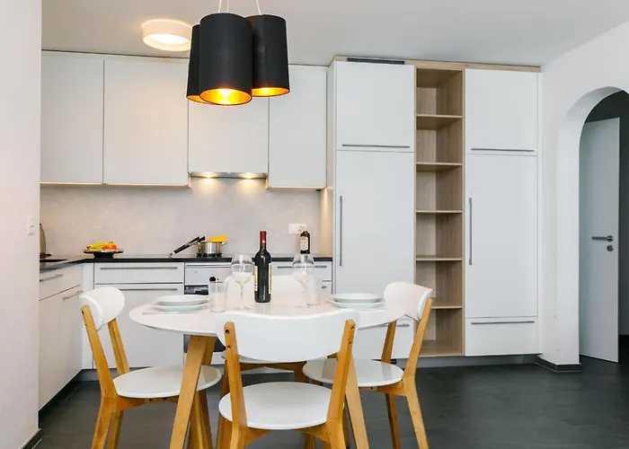 Apartment Residenza Chesa Margun 33-2 By Interhome